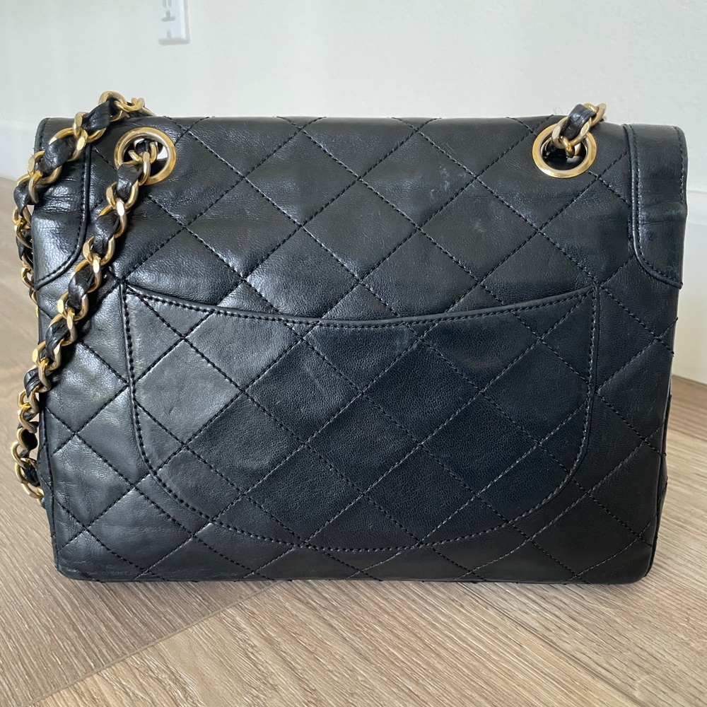 CHANEL Black Vintage Double Flap Lambskin Bag with Gold Chain - Picture 6 of 17